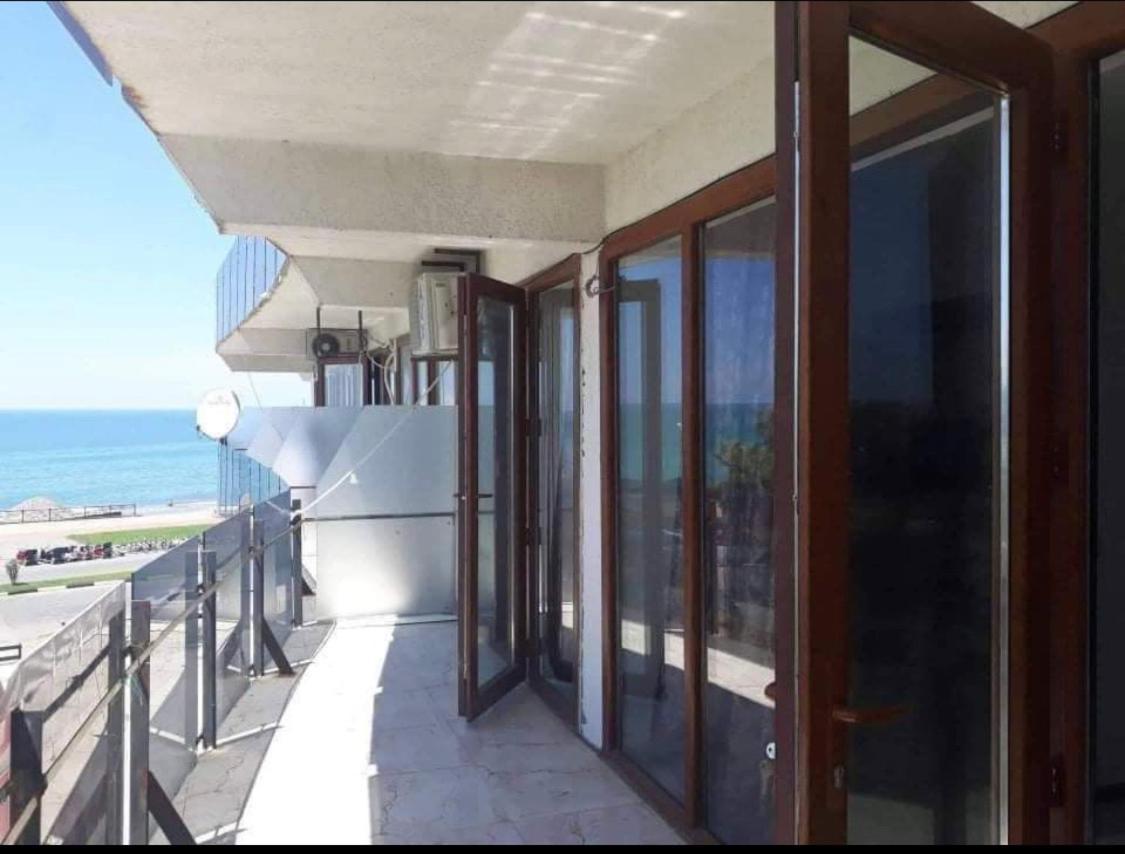 Daniel Sea View Apartment Batumi Exterior photo