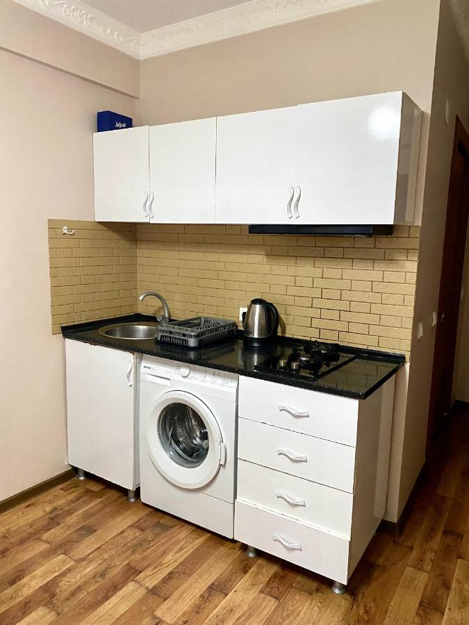 Daniel Sea View Apartment Batumi Exterior photo